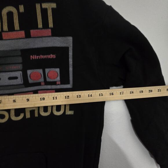 Nintendo NES Retro Kickin' It Old School Pullover Hoodie Sz S - Picture 7 of 9